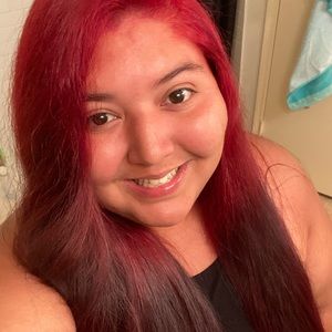 Meet your Posher, Lorena